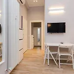 Repubblica Flat * Μιλάνο